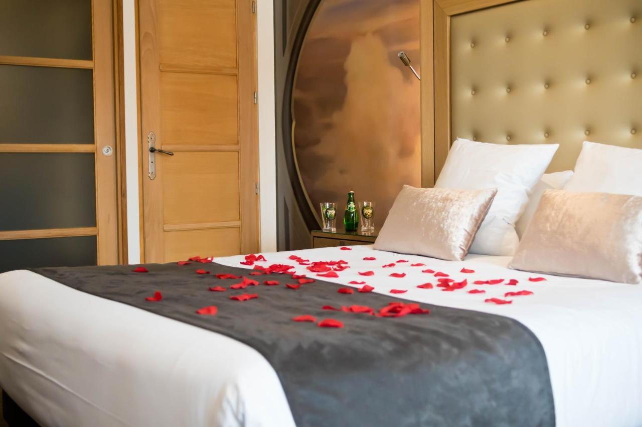 Hotel Et Spa Le Lion D'Or Pont-Évêque Eksteriør bilde