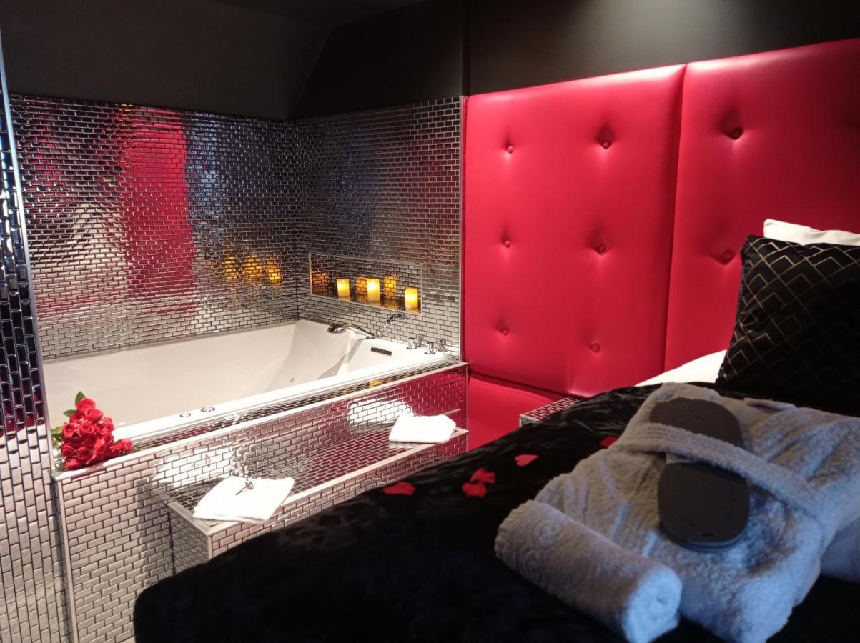 Hotel Et Spa Le Lion D'Or Pont-Évêque Eksteriør bilde