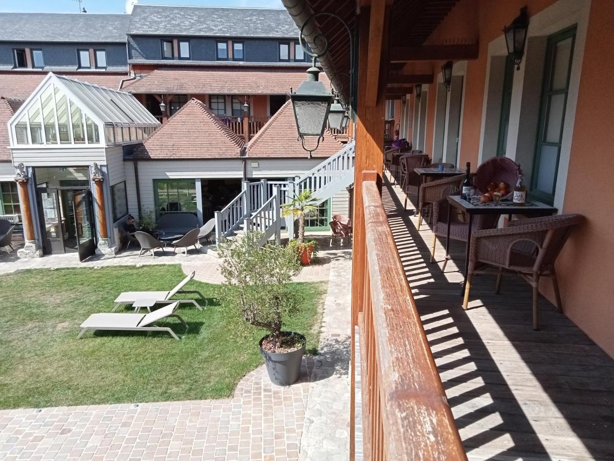 Hotel Et Spa Le Lion D'Or Pont-Évêque Eksteriør bilde