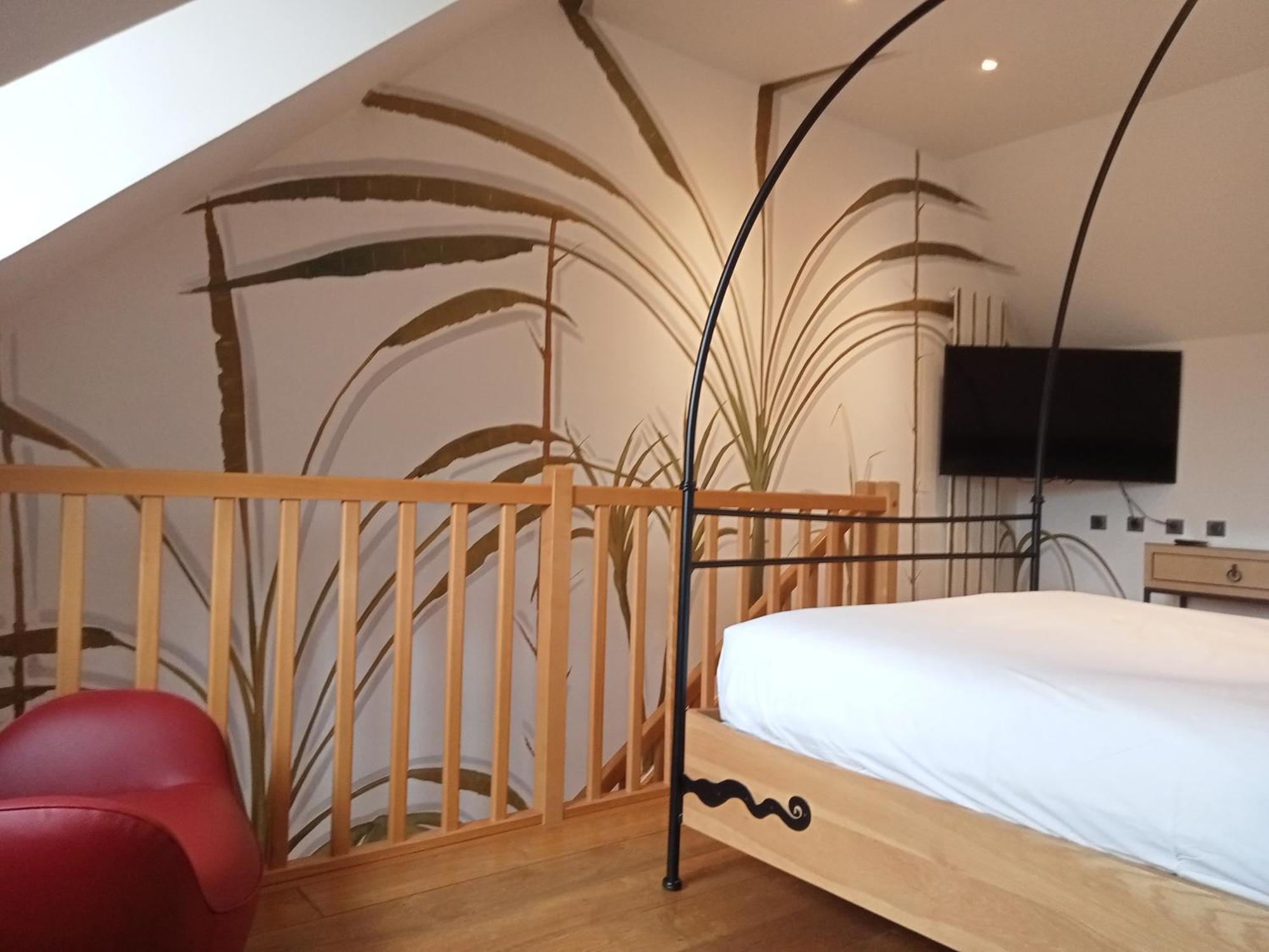 Hotel Et Spa Le Lion D'Or Pont-Évêque Eksteriør bilde